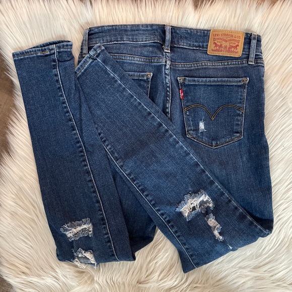 ❤️Levi’s❤️ Distressed Medium Wash Jeans Size 27 - Picture 5 of 13